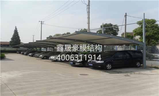 膜結構車(chē)棚