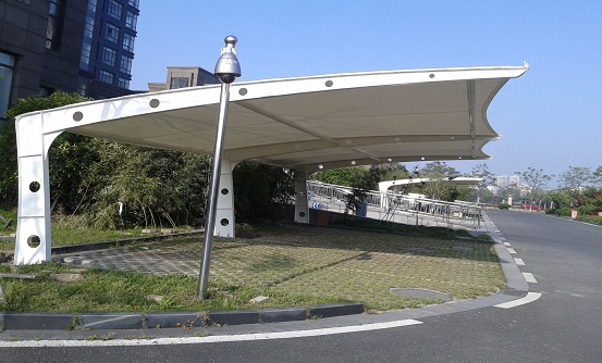 膜結構車(chē)棚