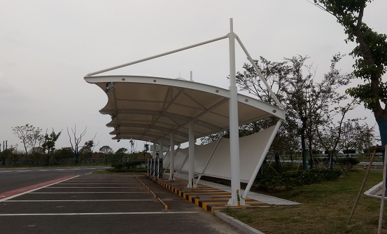 膜結構充電樁