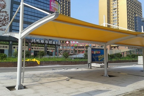 電動(dòng)車(chē)停車(chē)棚